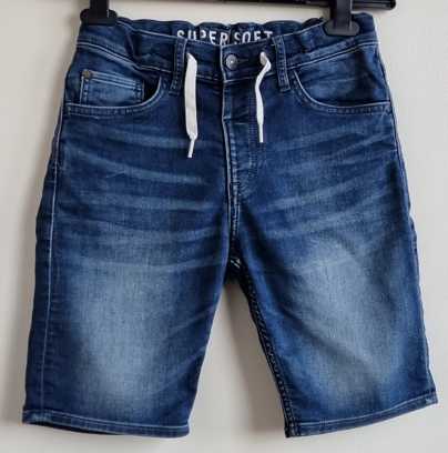 152.H & M Super Soft jeans bermuda mt. 152