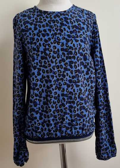 We Fashion lichtblauwe blouse met dieren print mt. 134/140