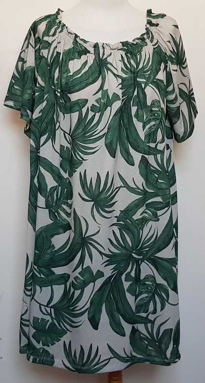 H & M beige jurk met groene bladeren print mt. M