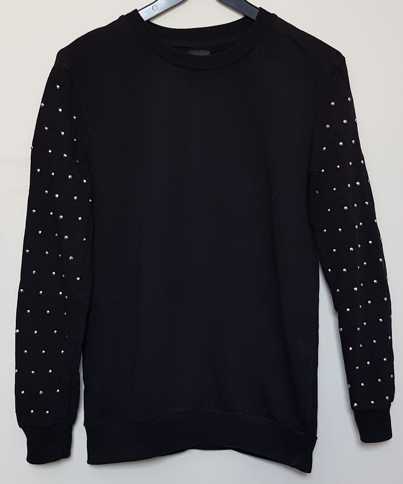 Zara zwarte sweater met zilverkleurige studs mt. S