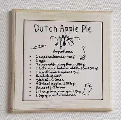 Roomwit tegeltje met recept Dutch applepie