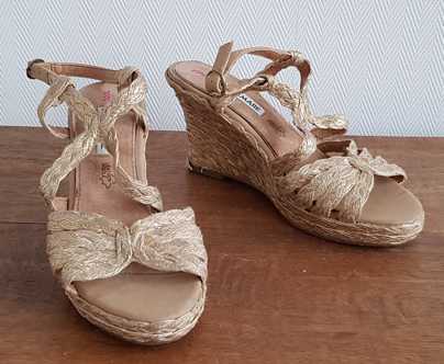 Mariamare beige leren schoenen mt. 40 NIEUW
