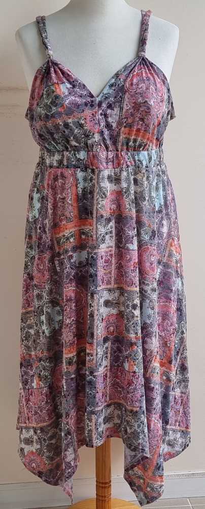 Takko Fashion pastelkleurige langere jurk mt. 44
