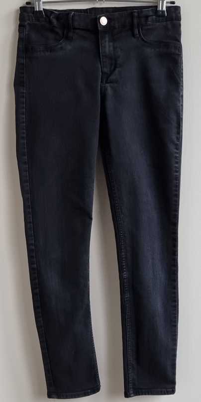 H & M stretchy zwarte skinny jeans mt. 152