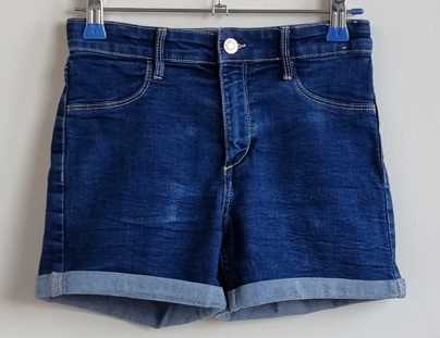 146.H & M stretchy jeans short mt. 146