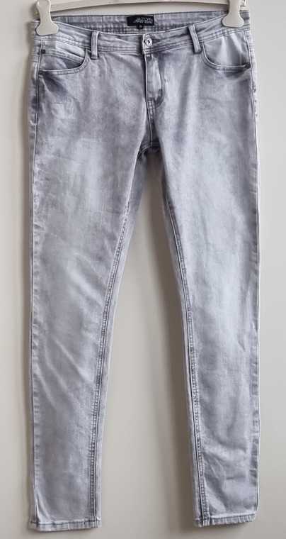Jazlyn grijze stretchy jeans mt. 38
