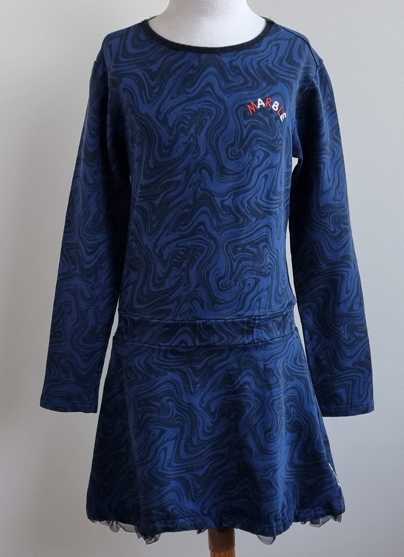 B.Nosy blauw jurkje met zwarte print mt. 140