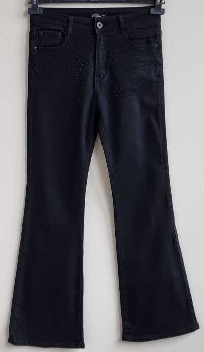 Mila Premium zwarte jeans met flair pijp mt. 40/L